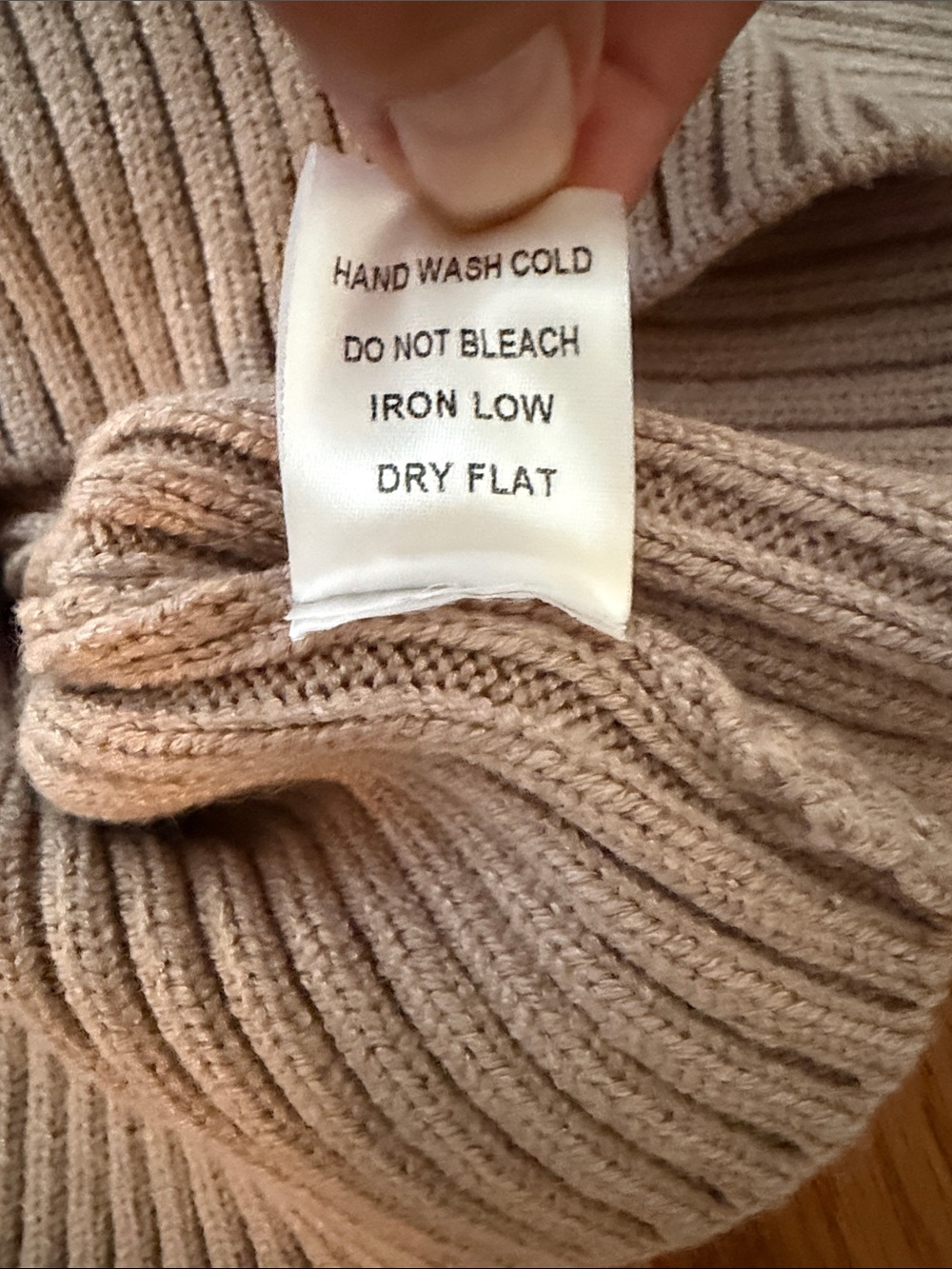 Mable Ribbed Knit Mock Neck Cropped Sweater Taupe M Clean Girl Chic Minimalist‎ - Picture 11 of 11
